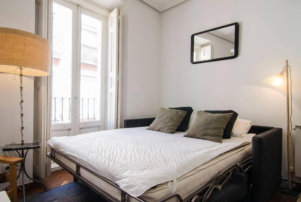 Malasana Beautiful Design Apartment 2Bed 2Bath Madrid Eksteriør bilde